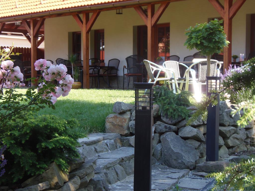 Penzion Rozmaryn Vsetín Exterior foto